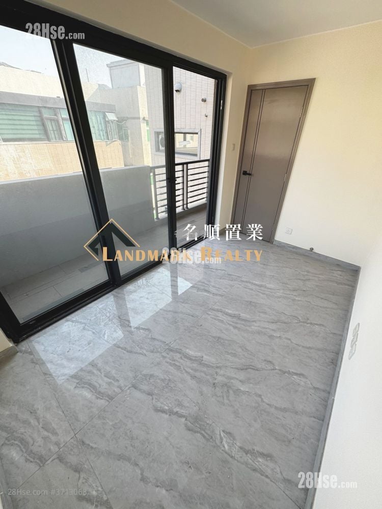 村屋 售盘 3 房 , 1 浴室 1,400 平方尺