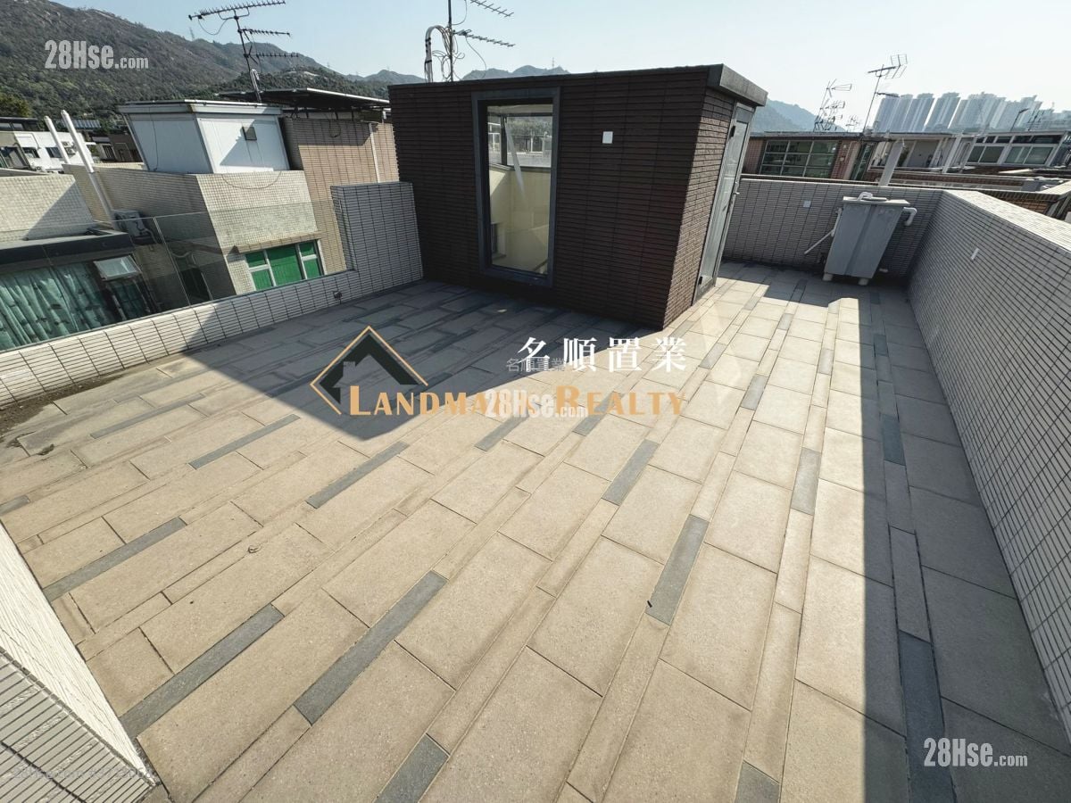 村屋 售盘 3 房 , 1 浴室 1,400 平方尺