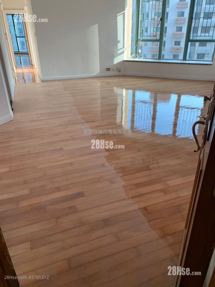 帝华轩 售盘 3 房 , 3 浴室 1,056 平方尺