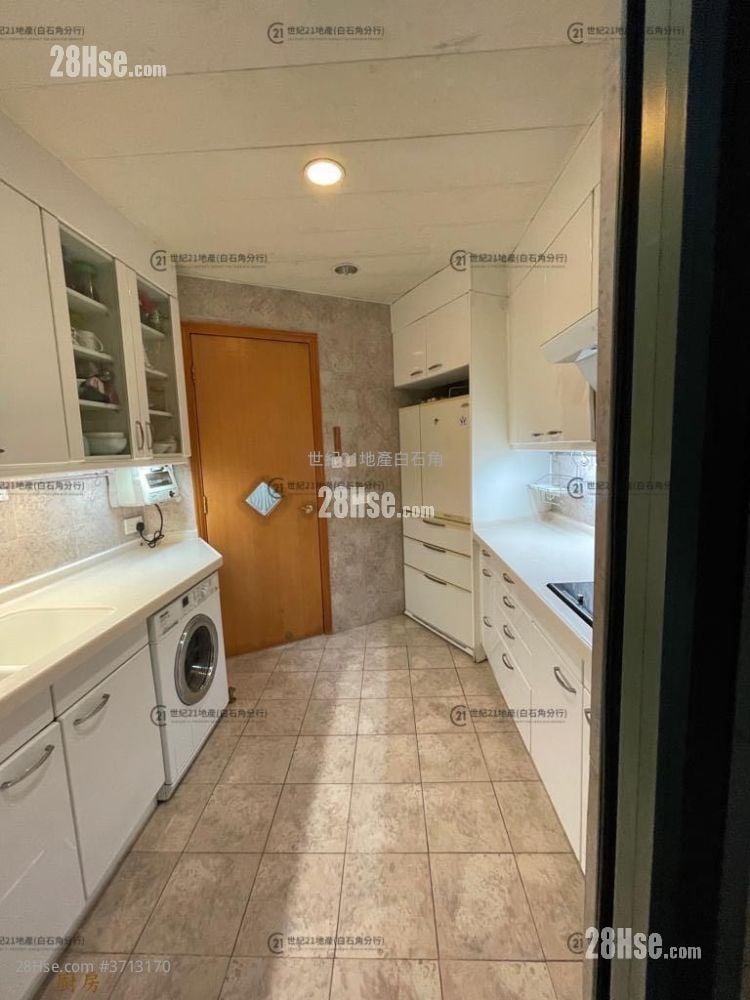 Deerhill Bay Sell 3 Bedrooms , 2 Bathrooms 1,085 ft²