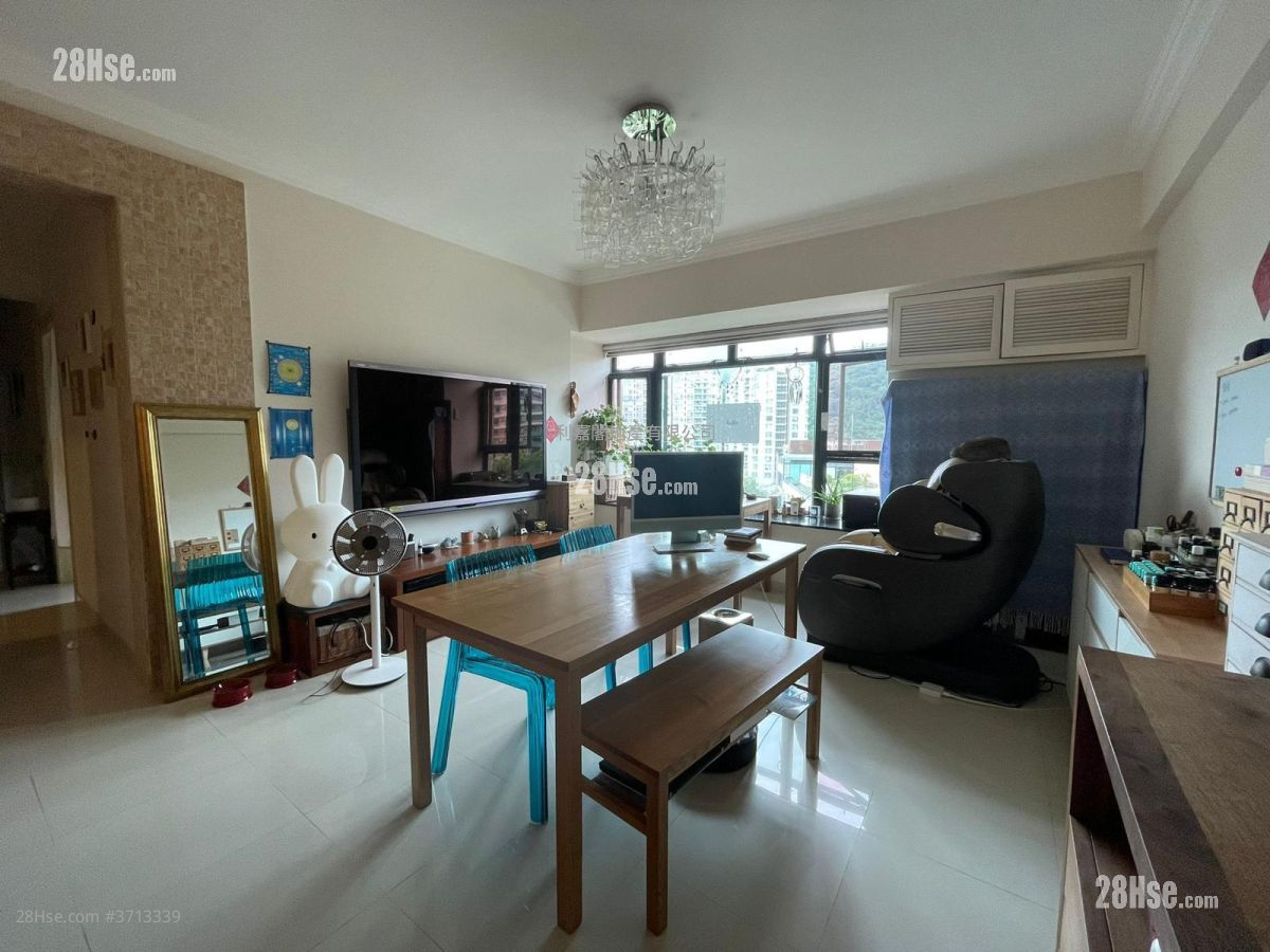 曉翠山莊 售盤 3 房 , 1 浴室 1,066 平方呎