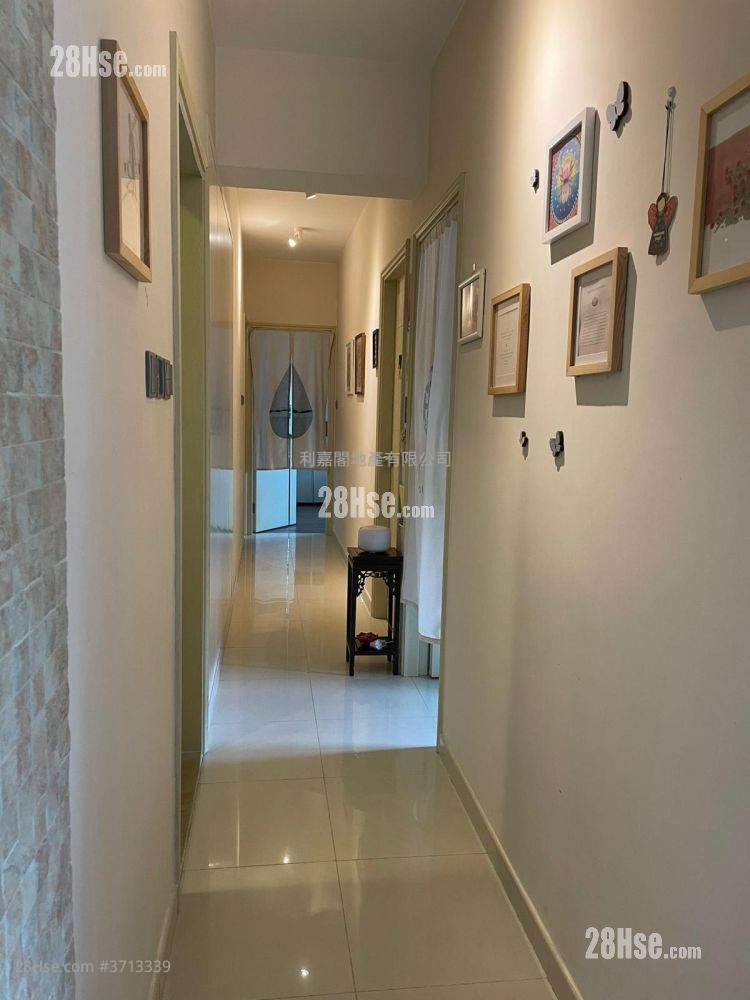 曉翠山莊 售盤 3 房 , 1 浴室 1,066 平方呎