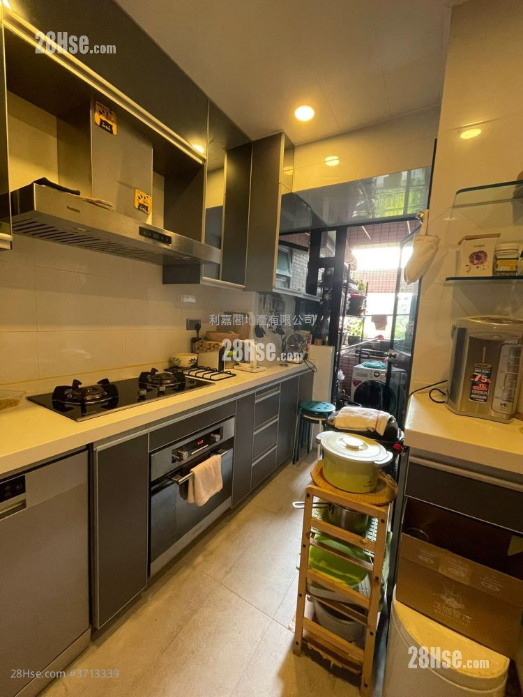 曉翠山莊 售盤 3 房 , 1 浴室 1,066 平方呎