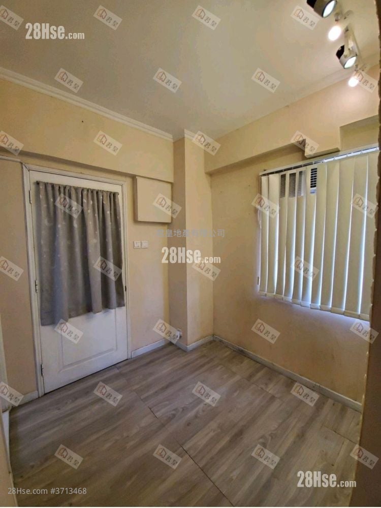 金都中心 售盤 3 房 , 1 浴室 301 平方呎