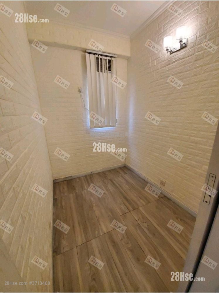 金都中心 售盤 3 房 , 1 浴室 301 平方呎