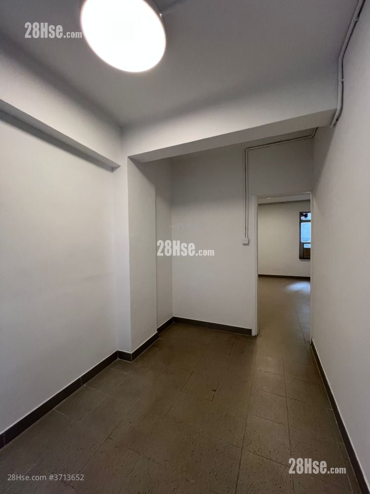 Chinese Mansion Sell 3 Bedrooms , 2 Bathrooms 657 ft²