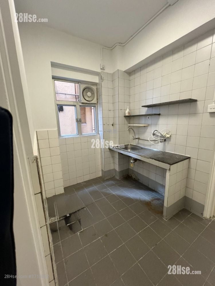 Chinese Mansion Sell 3 Bedrooms , 2 Bathrooms 657 ft²