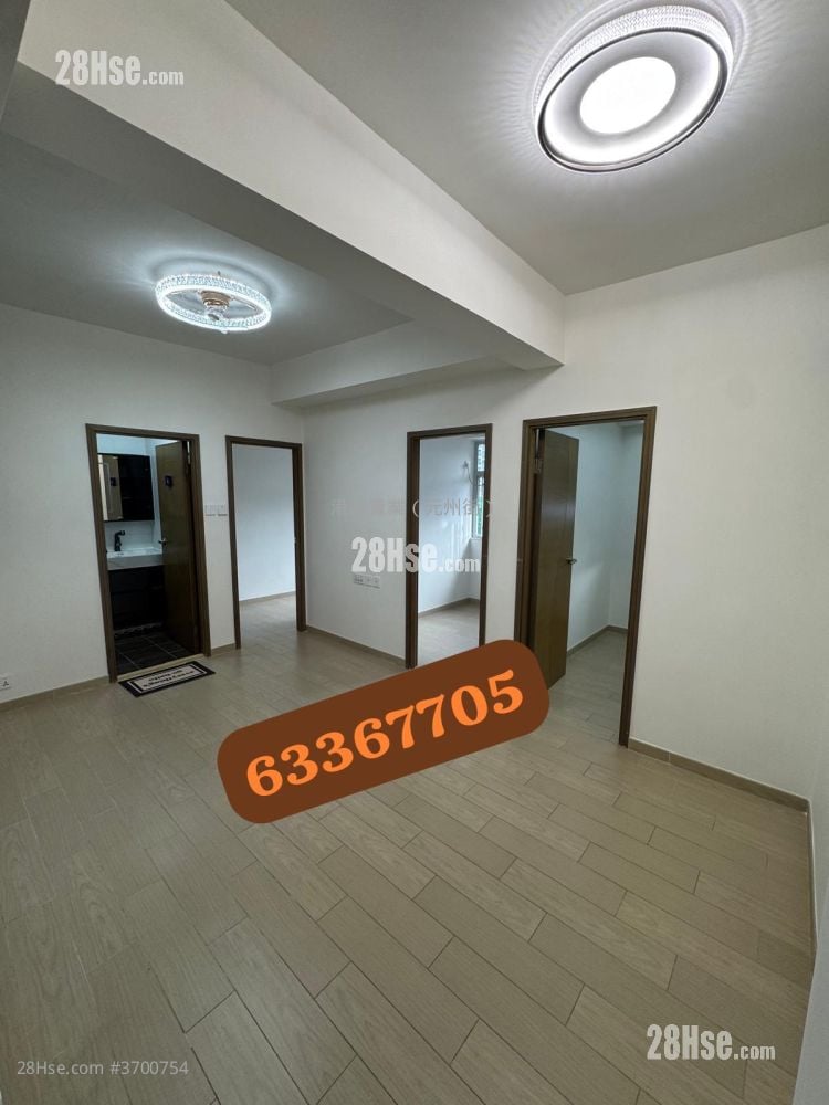 Hung Yu Mansion Sell 3 Bedrooms , 1 Bathroom 405 ft²