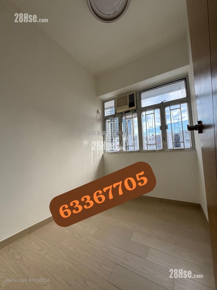 Hung Yu Mansion Sell 3 Bedrooms , 1 Bathroom 405 ft²