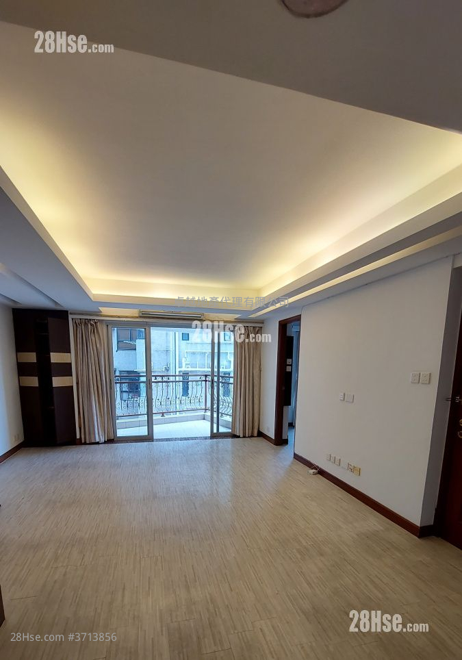 金龍閣 售盤 4 房 , 2 浴室 1,263 平方呎