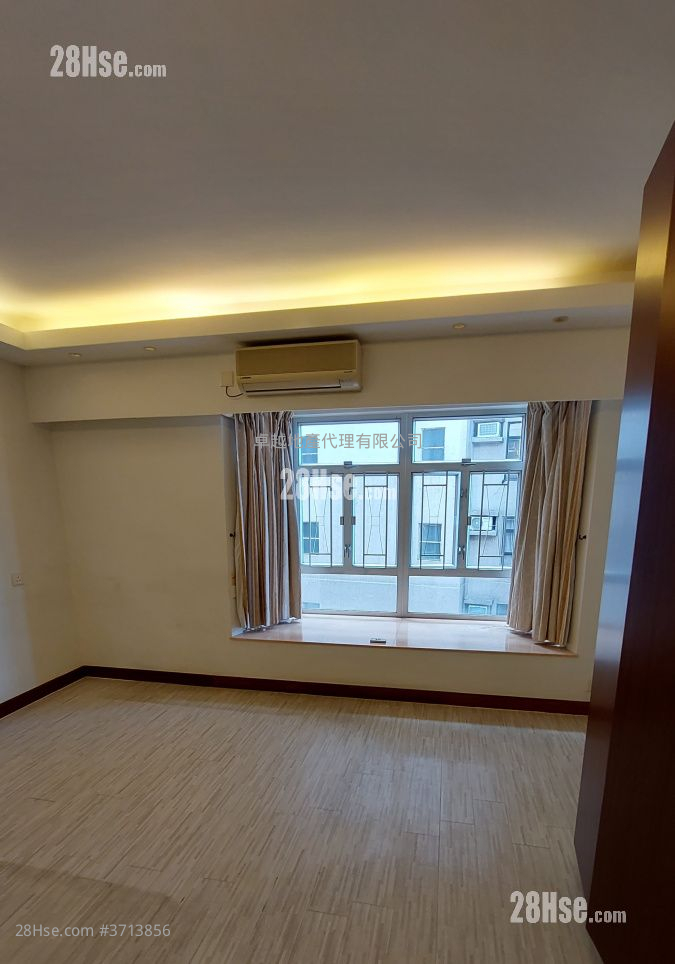 金龍閣 售盤 4 房 , 2 浴室 1,263 平方呎