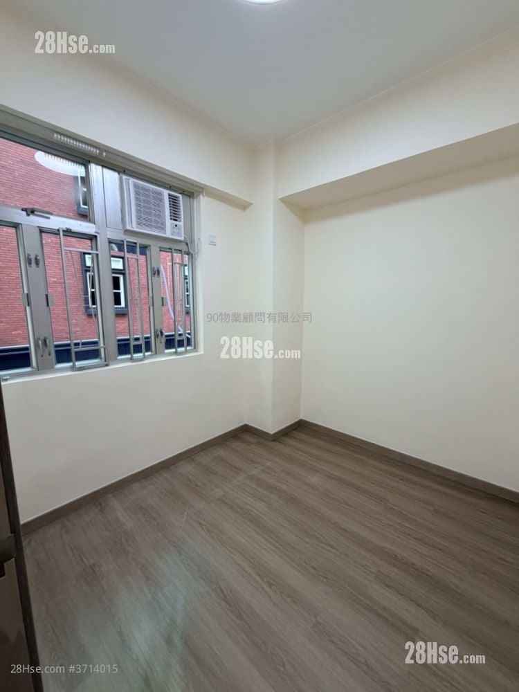 Kam Fai House Sell 343 ft²