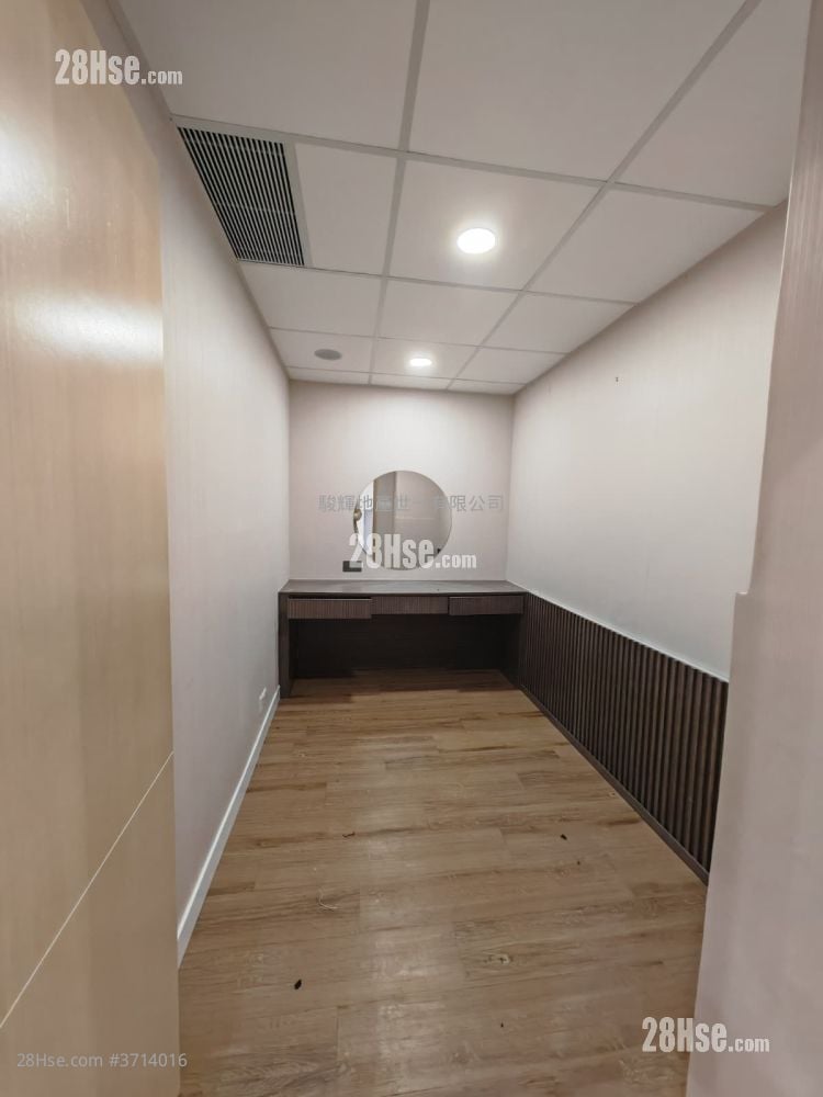 金马伦道29号 租盘 4 房 , 2 厕所 1,063 平方尺