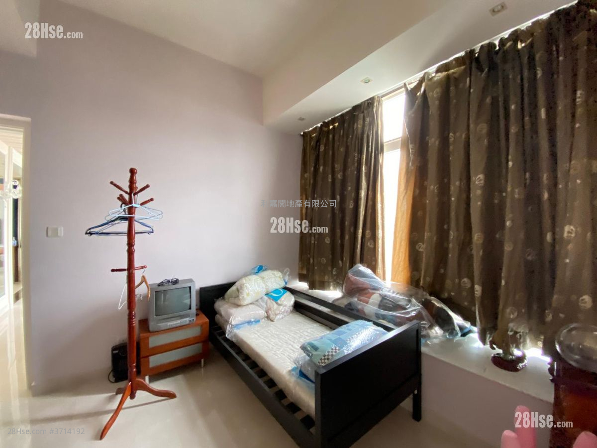 晉名峰 售盤 4 房 , 2 浴室 1,607 平方呎