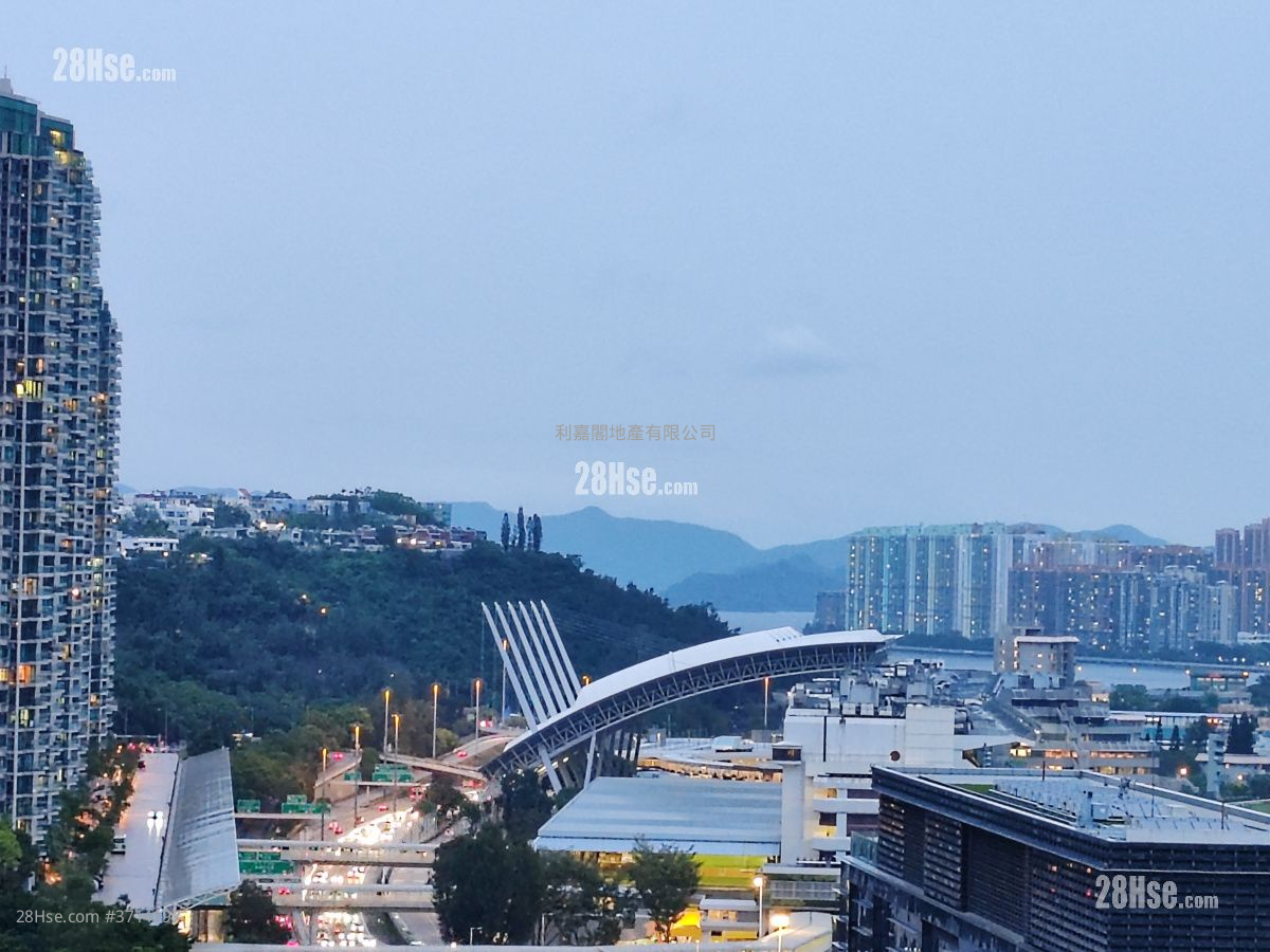 御龍山 售盤 3 房 , 2 浴室 1,035 平方呎