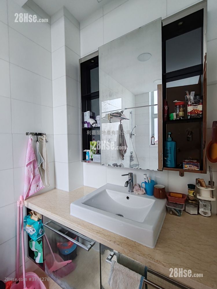 逸林首府 售盤 4 房 , 2 浴室 1,793 平方呎