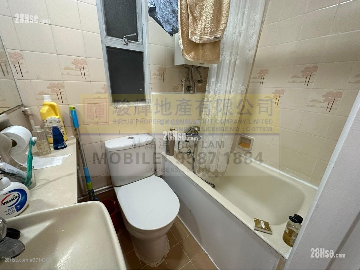 順輝大廈 租盤 276 平方呎