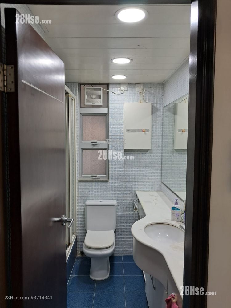 德福花园 租盘 2 房 , 1 浴室 538 平方尺