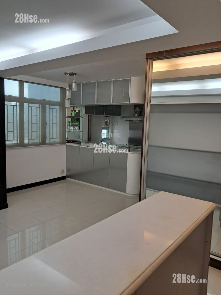 德福花园 租盘 2 房 , 1 浴室 538 平方尺