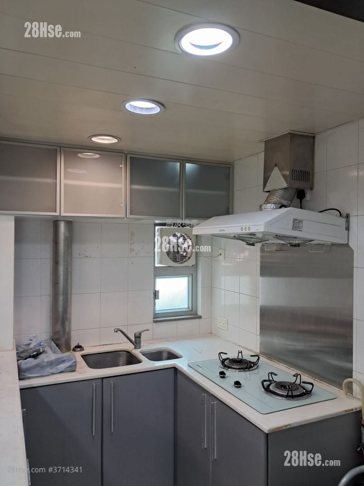 德福花园 租盘 2 房 , 1 浴室 538 平方尺