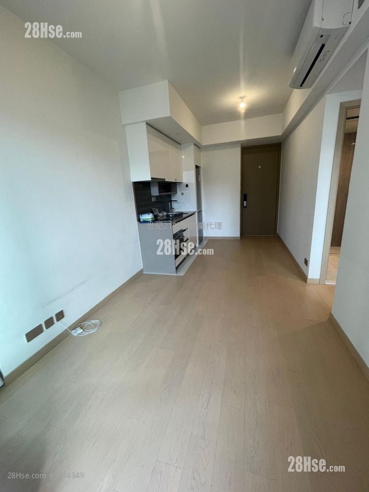 K. Summit Rental 2 Bedrooms , 1 Bathroom 460 ft²