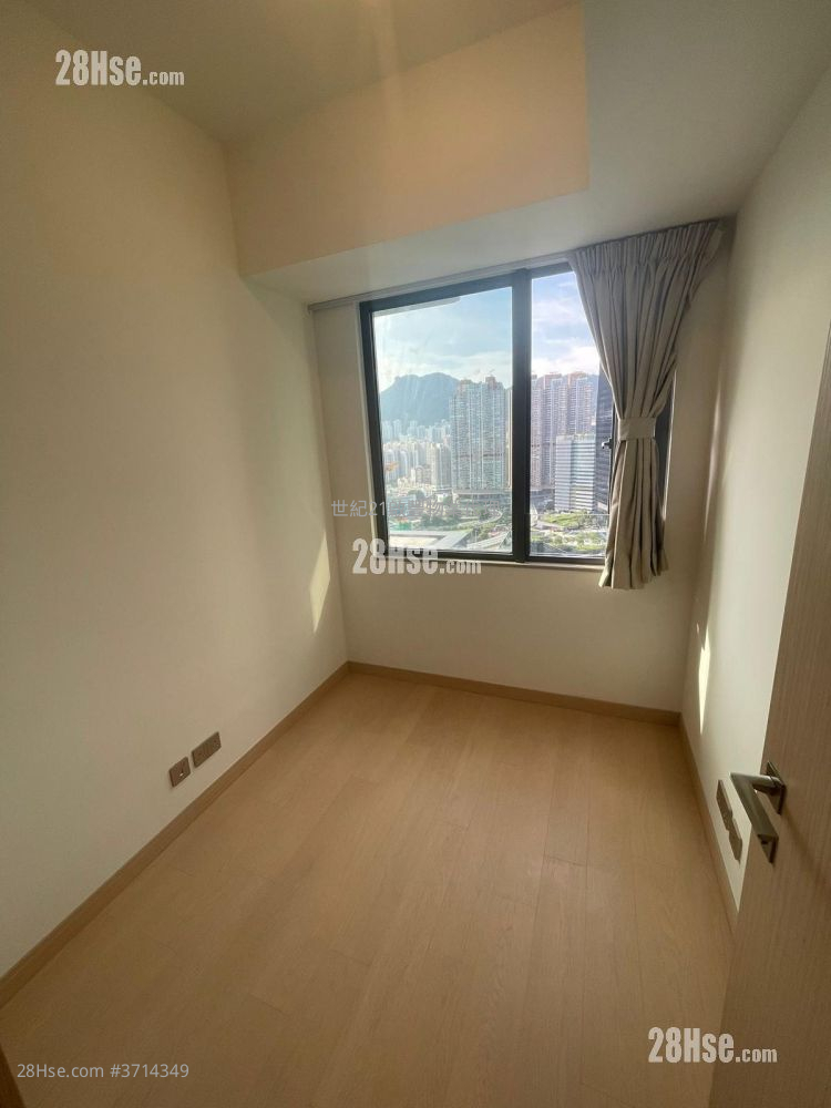 K. Summit Rental 2 Bedrooms , 1 Bathroom 460 ft²