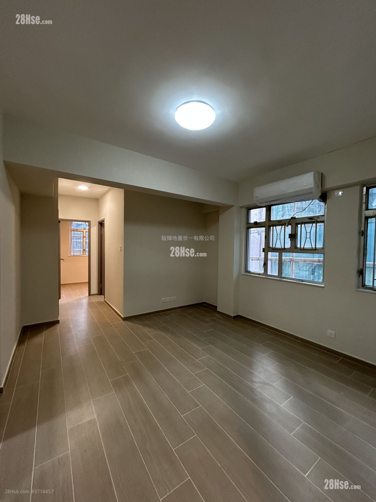 耀基大楼 租盘 3 房 , 2 浴室 700 平方尺