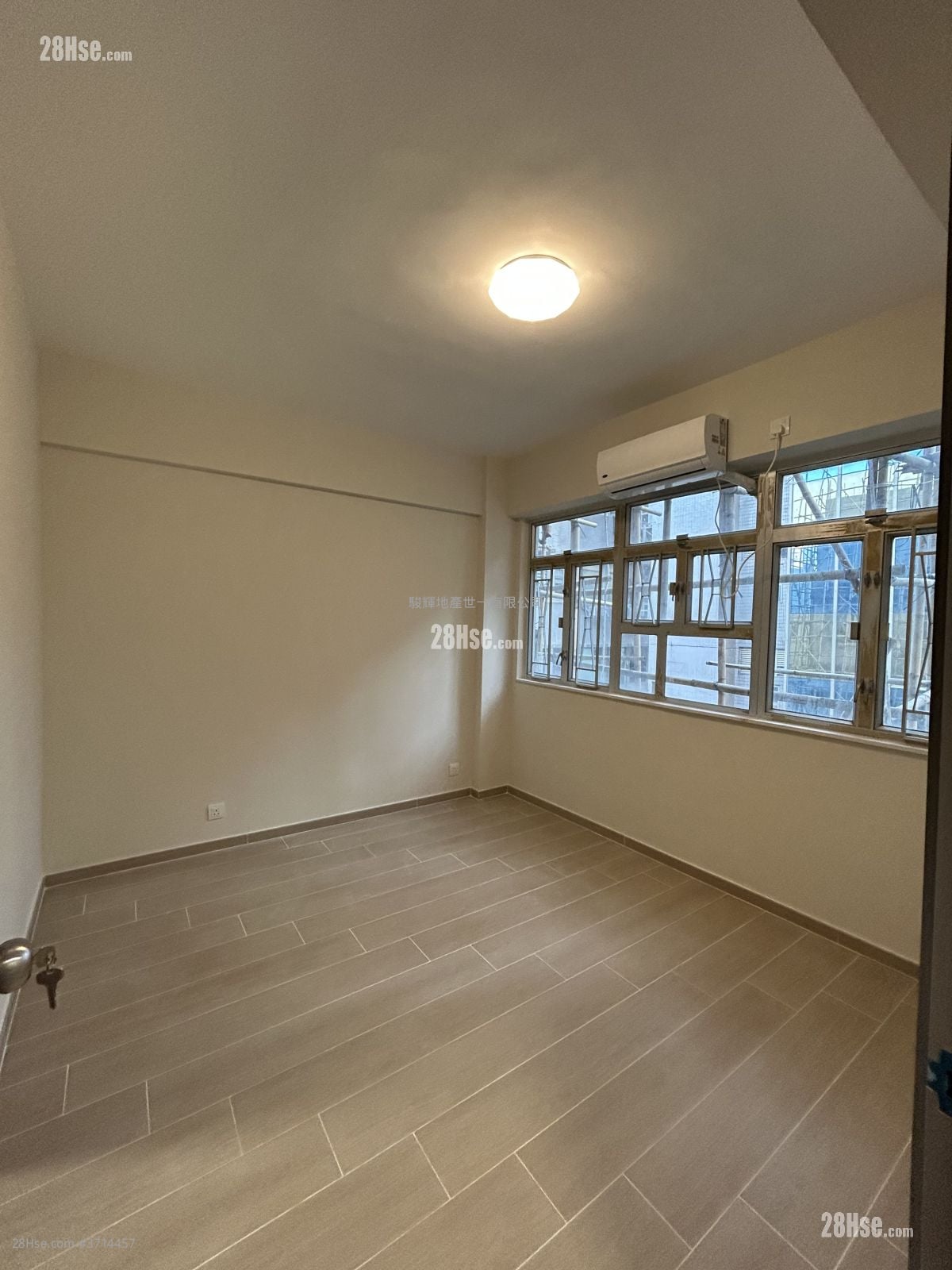 耀基大楼 租盘 3 房 , 2 浴室 700 平方尺