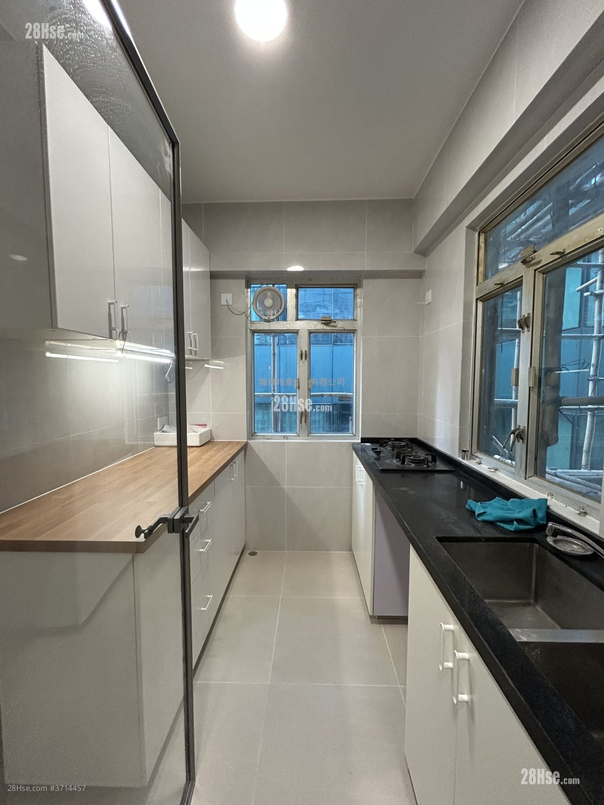 耀基大楼 租盘 3 房 , 2 浴室 700 平方尺