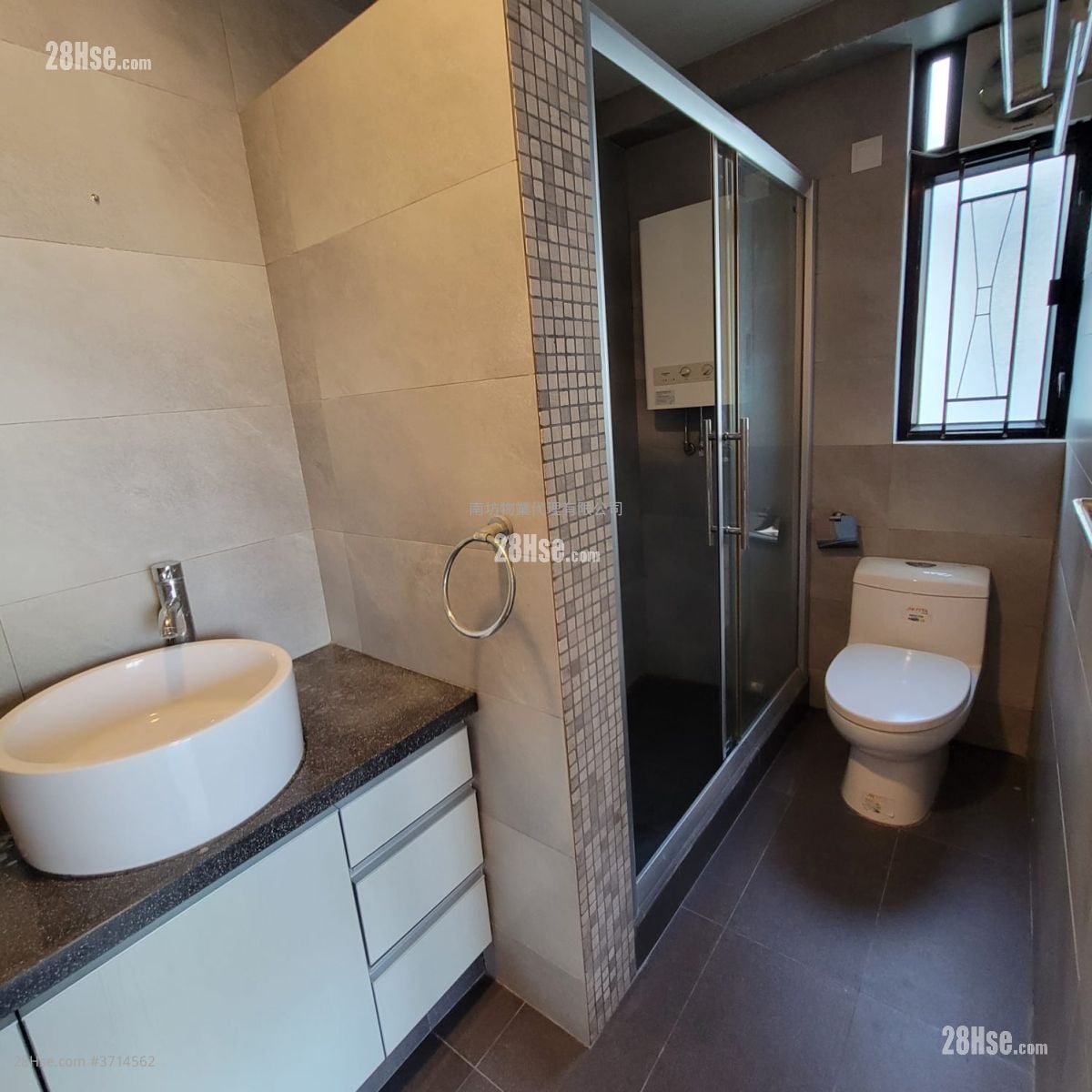 康怡花园 售盘 3 房 , 2 浴室 880 平方尺