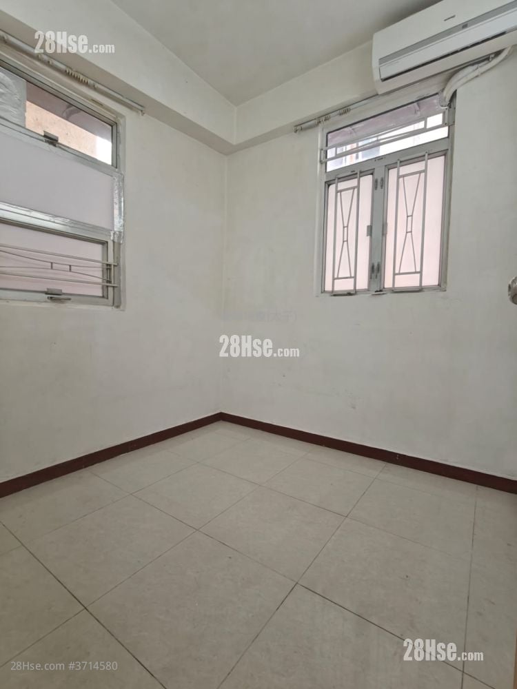 Diamond Building Sell 2 Bedrooms , 1 Bathroom 360 ft²