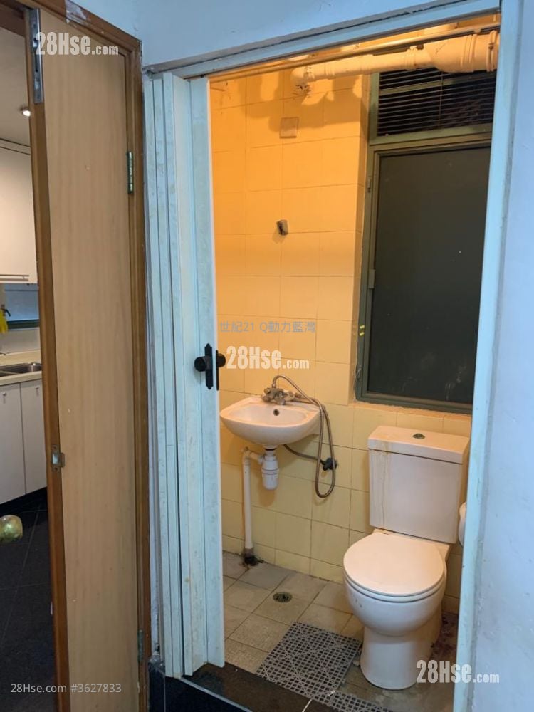 蓝湾半岛 售盘 3 房 , 3 浴室 811 平方尺