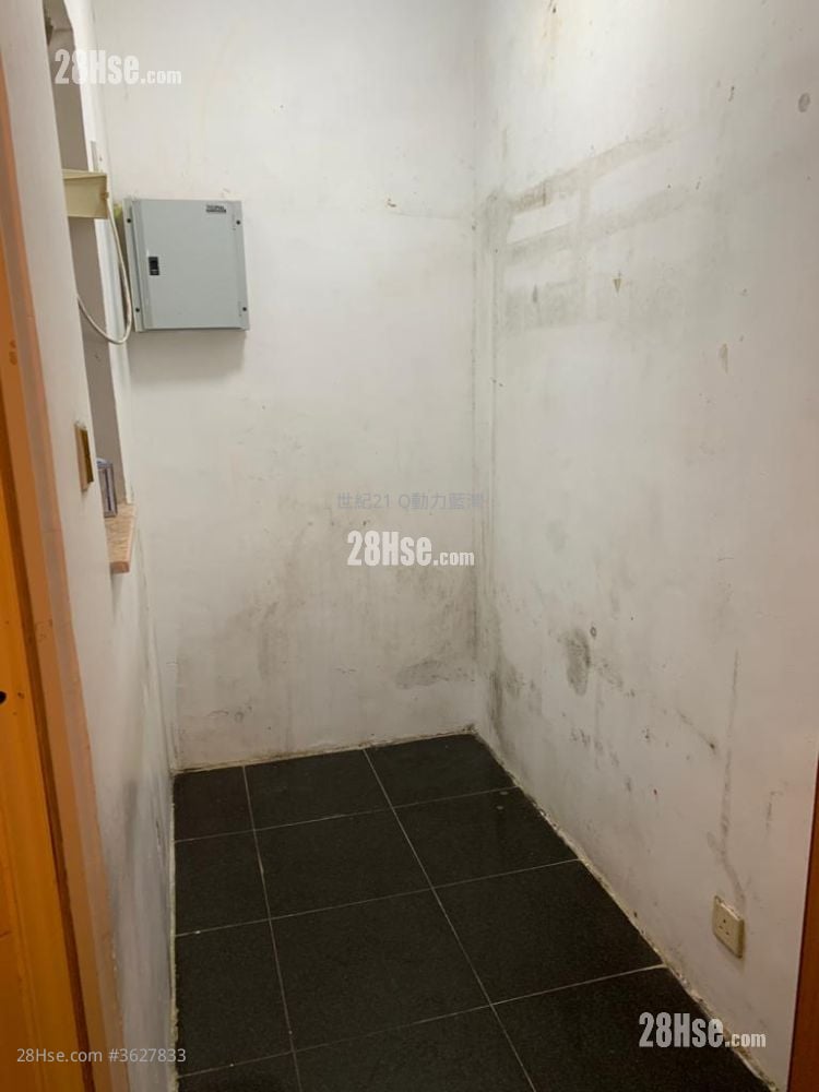 蓝湾半岛 售盘 3 房 , 3 浴室 811 平方尺