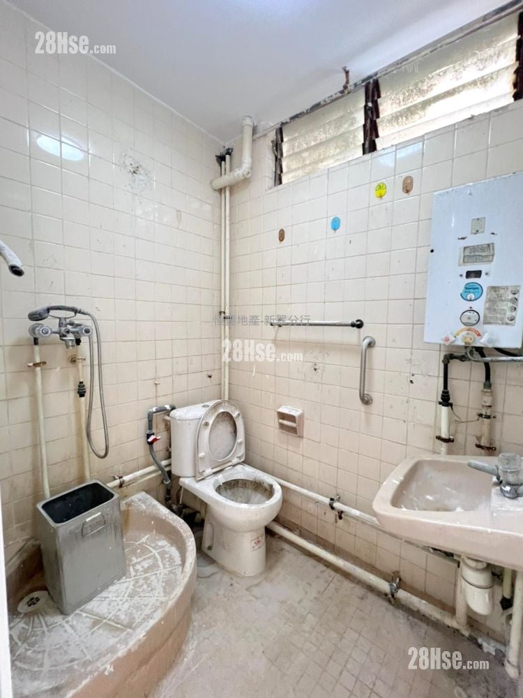 景翠苑 售盘 2 房 , 1 浴室 376 平方尺