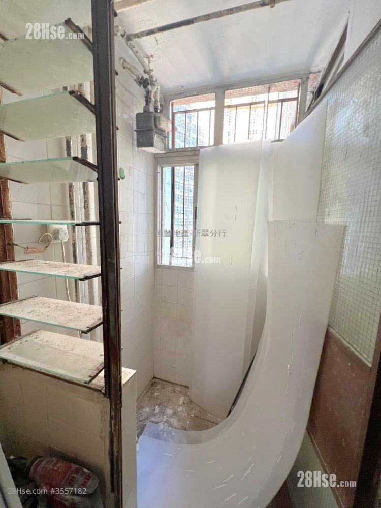 景翠苑 售盘 2 房 , 1 浴室 376 平方尺