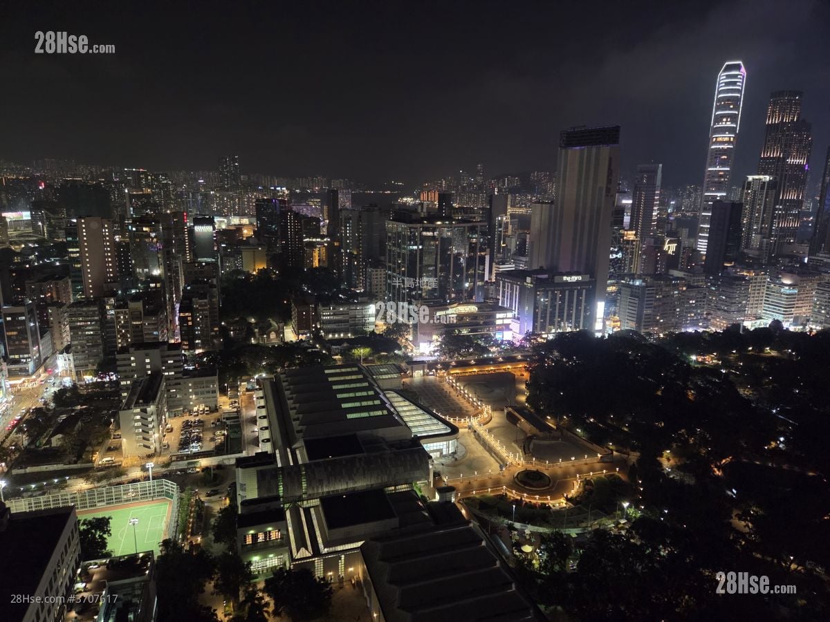 The Victoria Towers Sell 4 Bedrooms , 2 Bathrooms 789 ft²