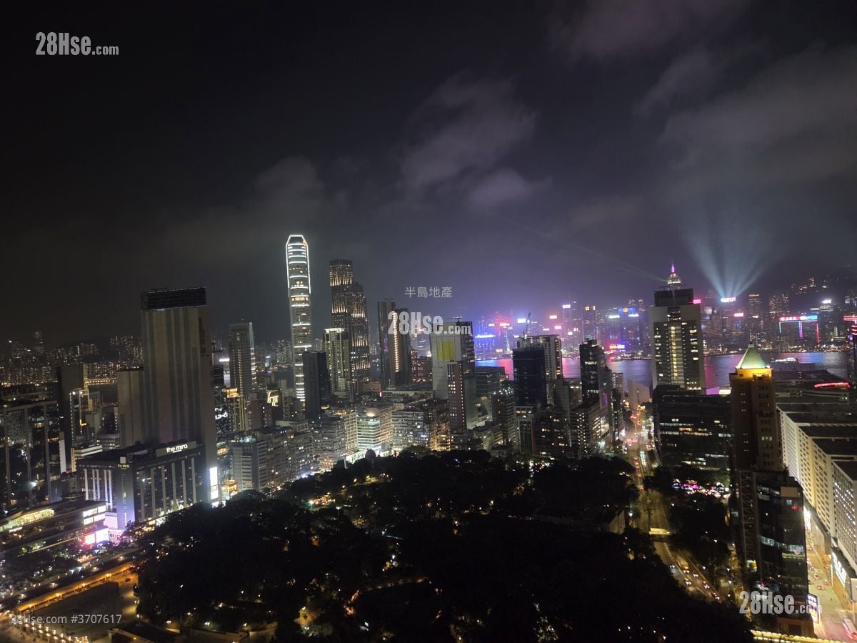 The Victoria Towers Sell 4 Bedrooms , 2 Bathrooms 789 ft²