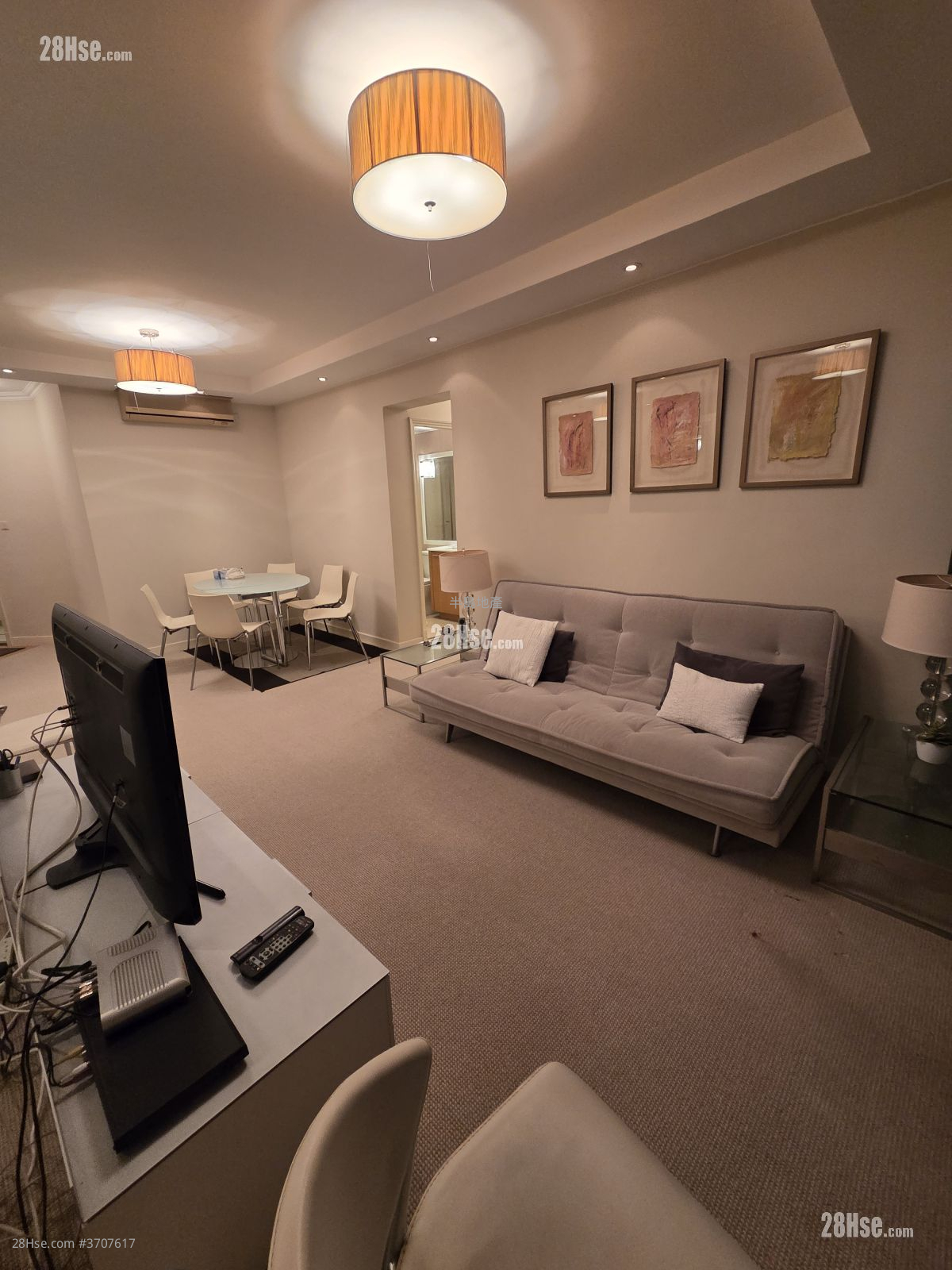 The Victoria Towers Sell 4 Bedrooms , 2 Bathrooms 789 ft²