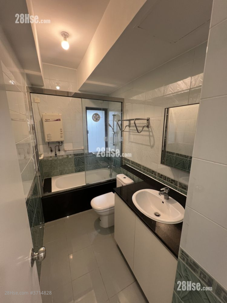 華景山莊 售盤 4 房 , 2 浴室 1,157 平方呎