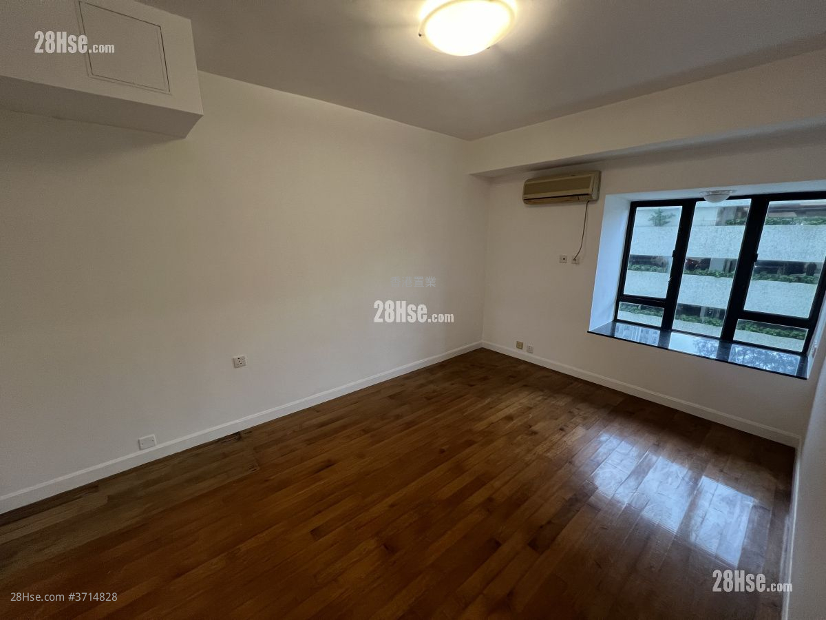 華景山莊 售盤 4 房 , 2 浴室 1,157 平方呎