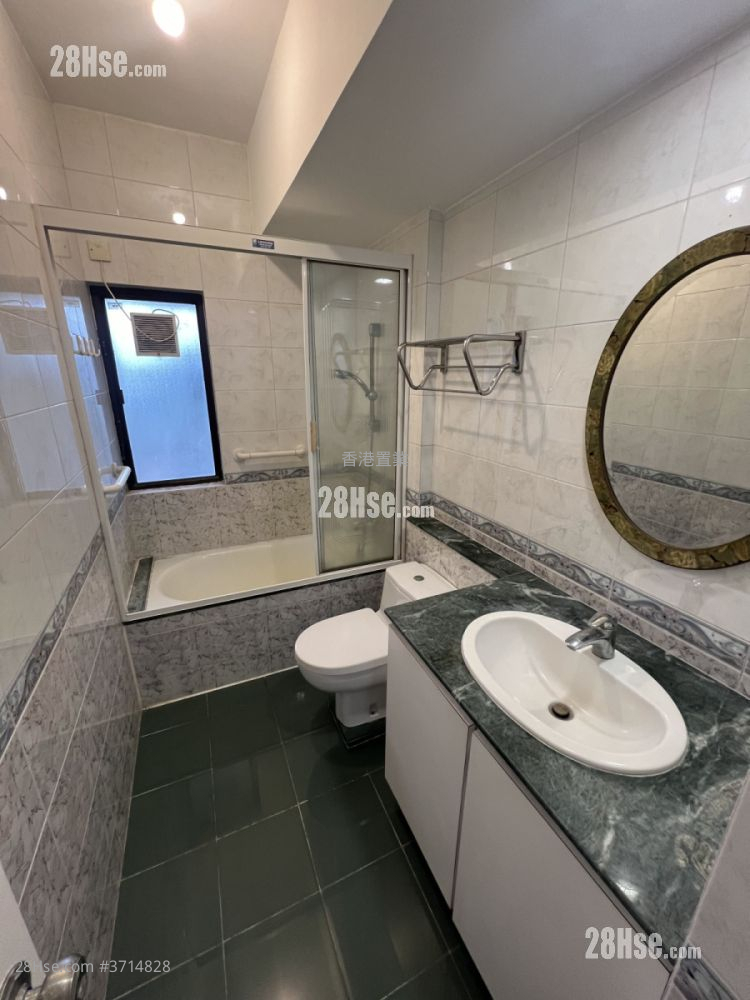 華景山莊 售盤 4 房 , 2 浴室 1,157 平方呎