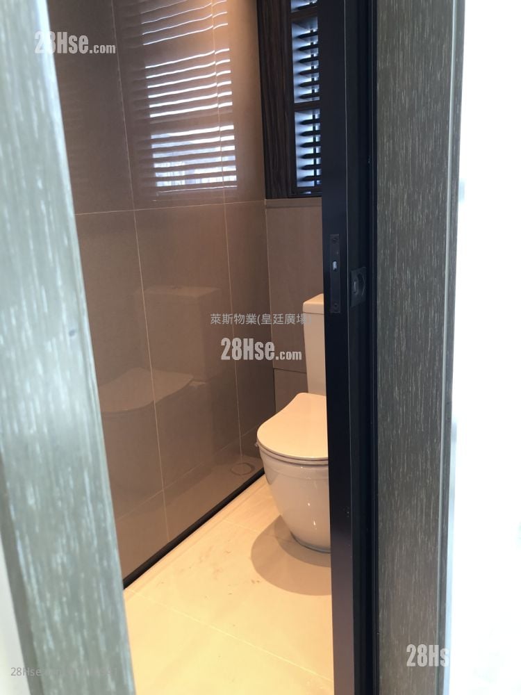 W Mega Rental Studio , 1 Toilet 380 ft²