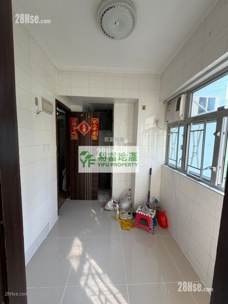 天成大厦 租盘 1 房 , 1 浴室 140 平方尺