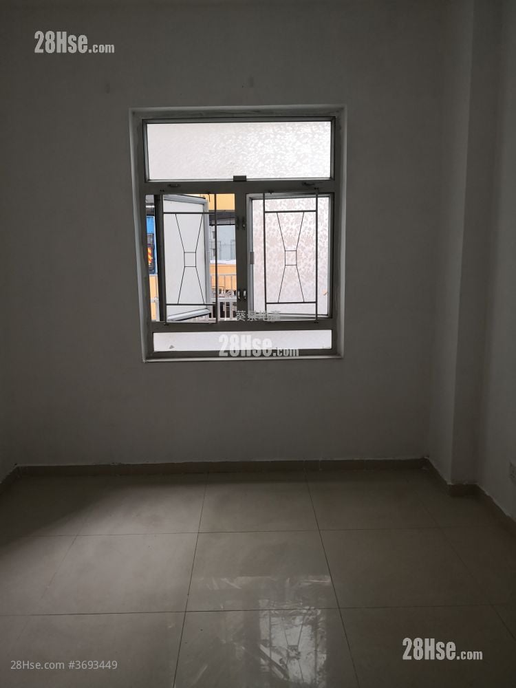 Hutchison Estate Rental Studio , 1 Bathroom 130 ft²