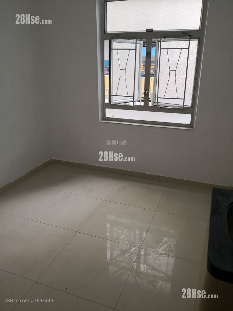 Hutchison Estate Rental Studio , 1 Bathroom 130 ft²