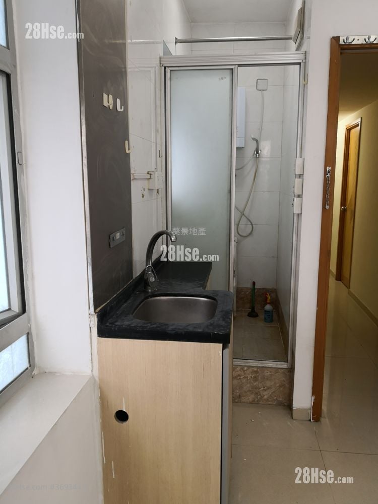 Hutchison Estate Rental Studio , 1 Bathroom 130 ft²