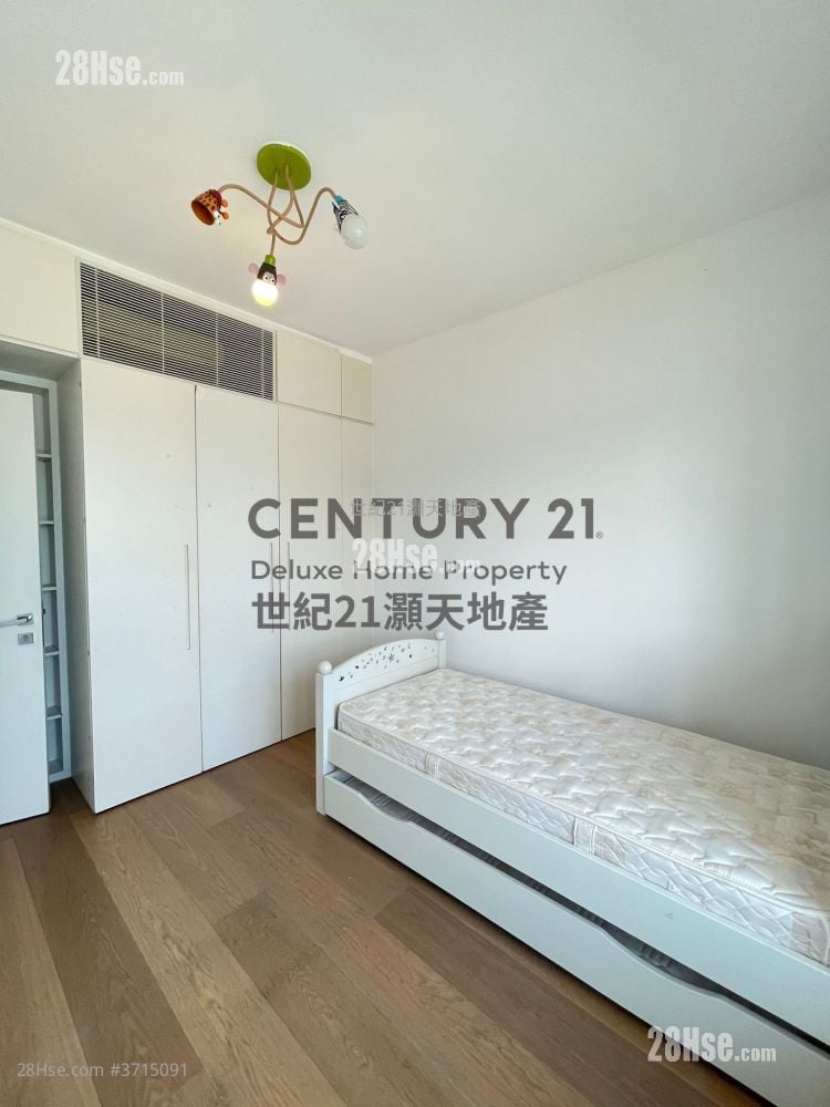 比华利山别墅 售盘 5+ 房 , 3 浴室 2,072 平方尺