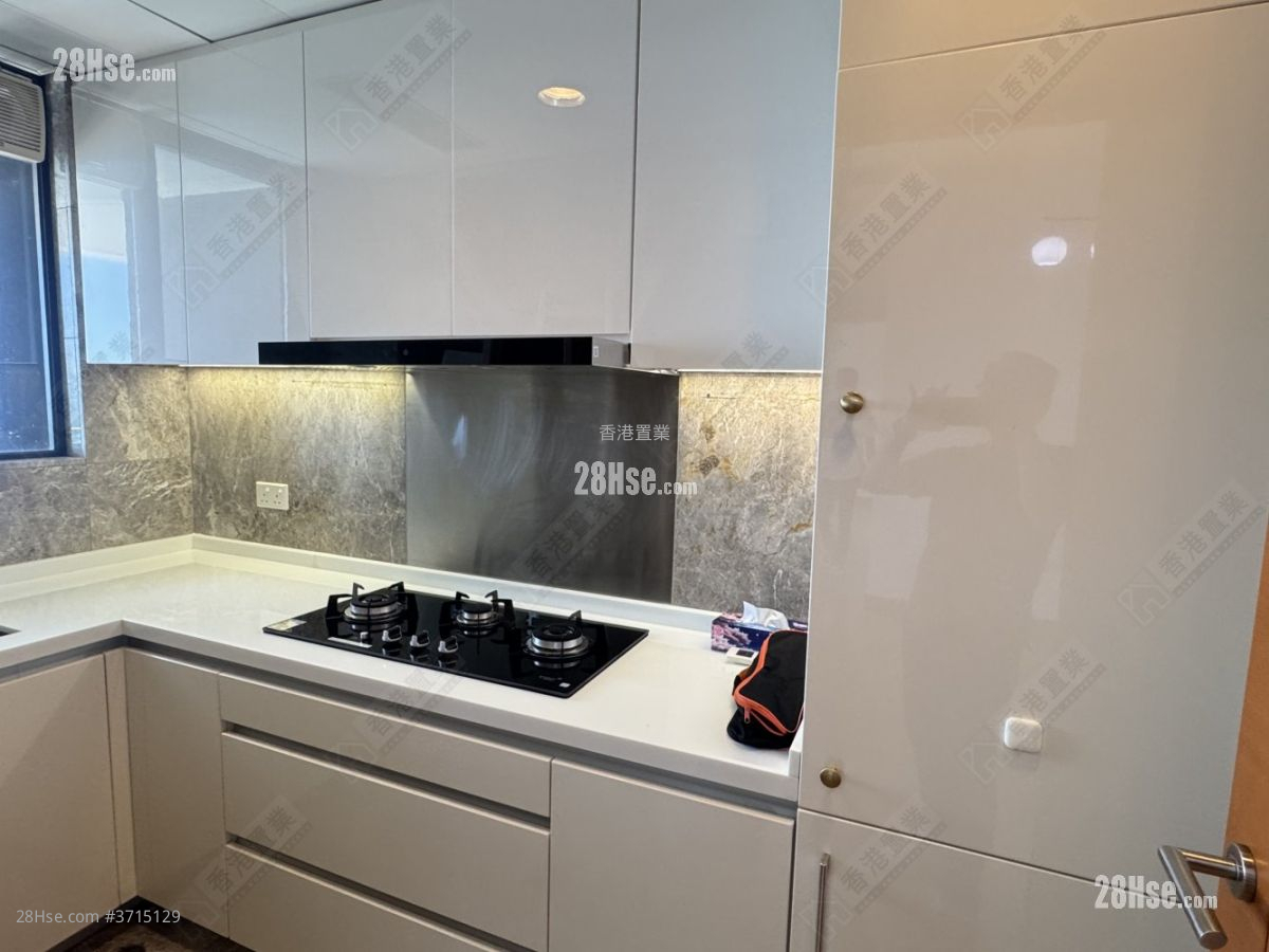 貝沙灣 售盤 2 房 , 2 浴室 734 平方呎