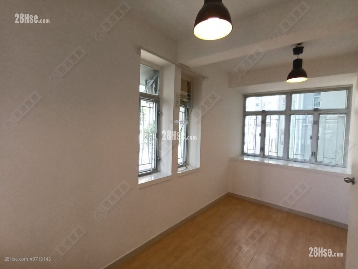 嘉威大廈 售盤 1 房 , 1 浴室 233 平方呎