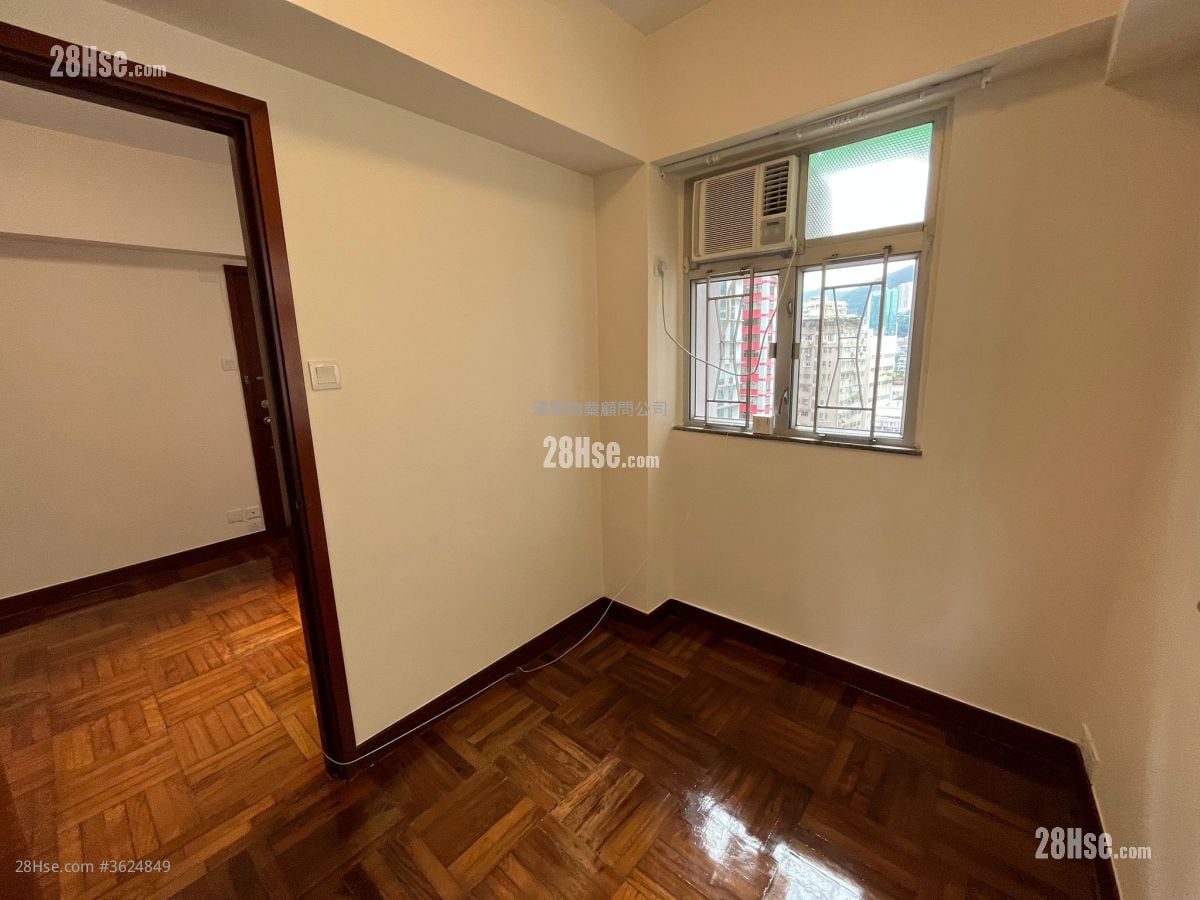 Golden Coronation Building Sell 2 Bedrooms , 1 Bathroom 378 ft²